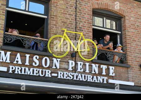 ©PHOTOPQR/VOIX DU NORD/PASCAL BONNIERE ; 05/07/2022 ; DUNKERQUE , le 5 juillet 2022 sport , ciclosme , tour de France , etape Dunkerque - Calais .PHOTO PASCAL BONNIERE / LA VOIX DU NORD - la 109th edizione del Tour de France si svolge dal 01 al 24 luglio 2022 - Foto Stock