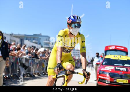 ©PHOTOPQR/VOIX DU NORD/PASCAL BONNIERE ; 05/07/2022 ; DUNKERQUE , le 5 juillet 2022 sport , ciclosme , tour de France , etape Dunkerque - Calais .PHOTO PASCAL BONNIERE / LA VOIX DU NORD - la 109th edizione del Tour de France si svolge dal 01 al 24 luglio 2022 - Foto Stock
