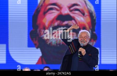 ©PHOTOPQR/OUEST FRANCE/Franck Dubray ; Belo Horizonte ; 18/08/2022 ; Reportage au Brésil avant les élections présidentielles qui auront lieu en Octobre. Le Premier meeting de l' ancien président Luiz Inacio Lula da Silva dans la ville de Belo Horizonte. (Foto Franck Dubray) - Belo Horizonte, Brasile, 18th 2022 agosto ex Presidente brasiliano Luiz Inacio Lula da Silva, candidato preferito per le elezioni presidenziali di ottobre Foto Stock