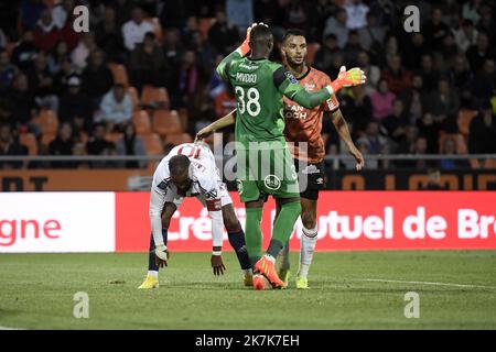 ©PHOTOPQR/LE PROGRES/Joël PHILIPPON - Lorient 07/09/2022 - OL-Lorient. Lorient 7 settembre 2022 -Lacazette. OL-Lorient Foto Stock