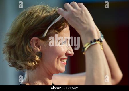 ©FRANCK CASTEL/MAXPPP - 20140003 LA ROCHELLE, FRANCIA - 13 SETTEMBRE Alexandra Lamy partecipa alla fotocall durante il Festival della fiction la Rochelle il 13 settembre 2022 a la Rochelle, Francia. Foto Stock