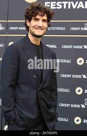 ©Francois Glories/MAXPPP - 23/09/2022 l'attore francese Louis Garrel e il regista russo Kirill Serebrennikov partecipano alla fotocellula 'l'Innocent' durante il Festival del Cinema di Zurigo 18th in Svizzera. Settembre 23 2022. Foto Stock