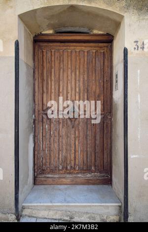 Porta di ingresso in via Lercara Friddi, Sicilia Occidentale, Italia Foto Stock