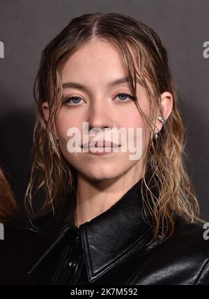 Los Angeles, Stati Uniti. 17th Ott 2022. Sydney Sweeney arriva alla 29th° edizione della manifestazione annuale ELLE Women in Hollywood che si tiene presso il Getty Center di Los Angeles, California, il 17 ottobre 2022. © OConnor/AFF-USA.com Credit: AFF/Alamy Live News Foto Stock