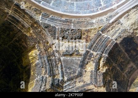 Mardin / Turchia - 09/26/2018: Monastero di Deyrulzafaran a Mardin, Turchia. Vista interna del monastero di Deyrulzafaran. Il monastero di Deyrulzafaran vicino Foto Stock