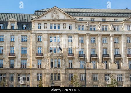 Ministero delle Finanze ungherese in piazza Jozsef Nador - Budapest, Ungheria Foto Stock