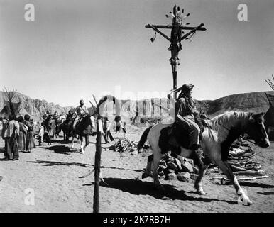 Robert Redford Film: Jeremiah Johnson (1971) personaggi: Jeremiah Johnson 10 settembre 1972 **AVVERTENZA** questa fotografia è solo per uso editoriale ed è copyright di WARNER BROS e/o del fotografo assegnato dalla Film o dalla Production Company e può essere riprodotta solo da pubblicazioni in concomitanza con la promozione del film di cui sopra. È richiesto un credito obbligatorio a WARNER BROS. Il fotografo deve essere accreditato anche quando è noto. Nessun uso commerciale può essere concesso senza autorizzazione scritta da parte della Film Company. Foto Stock