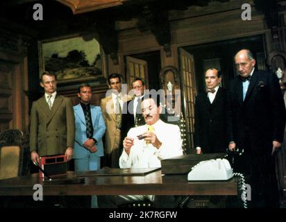 Gregory Peck, Joachim Hansen, Gunter Meisner & Walter Gotell Film: The Boys from Brazil (1979) personaggi: Dr. Josef Mengele,Fassler, & Mundt regista: Franklin J. Schaffner 05 ottobre 1978 **AVVERTENZA** questa fotografia è solo per uso editoriale ed è copyright di ITC e/o del fotografo assegnato dalla Film o dalla Production Company e può essere riprodotta solo da pubblicazioni in concomitanza con la promozione del film di cui sopra. È richiesto un credito obbligatorio a ITC. Il fotografo deve essere accreditato anche quando è noto. Nessun uso commerciale può essere concesso senza autorizzazione scritta da parte del Fi Foto Stock