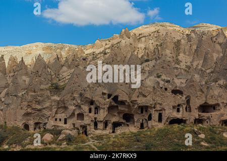 Cave dimore a Zelve Museo all'aperto, Cappadocia, Turchia Foto Stock