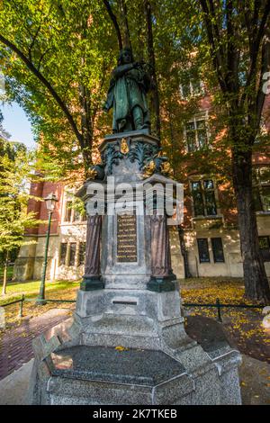 Statua di Nicola Copernico a Cracovia, Polonia Foto Stock