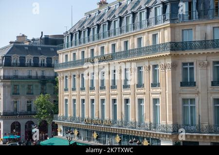 Parigi (Francia): Facciata dell'Intercontinental Grand Hotel e del cafe de la Paix, architettura Haussmann Foto Stock