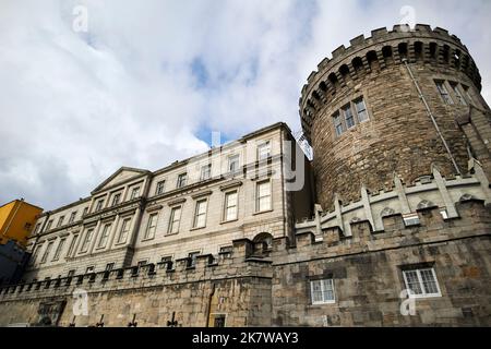 la torre record e gli appartamenti di stato da fuori del castello di dublino dublino repubblica d'irlanda Foto Stock