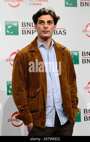 ROMA, ITALIA - 18 OTTOBRE: Michelangelo Placido partecipa alla fotocellula di 'ombra di Caravaggio' durante il 17th° Festival del Cinema di Roma all'Auditorium Parco della Musica il 18 ottobre 2022 a Roma. Foto Stock