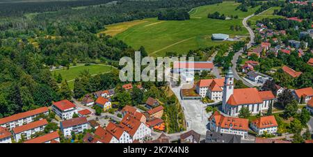 Veduta aerea della cittadina di Bad Wurzach, nella Swabia superiore Foto Stock