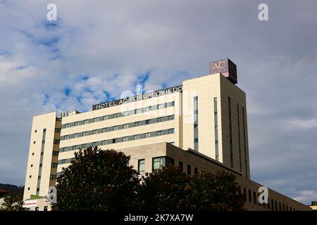 AC Hotel by Marriott Oviedo Forum Plaza De Los Ferroviarios Oviedo Asturias Spagna Foto Stock