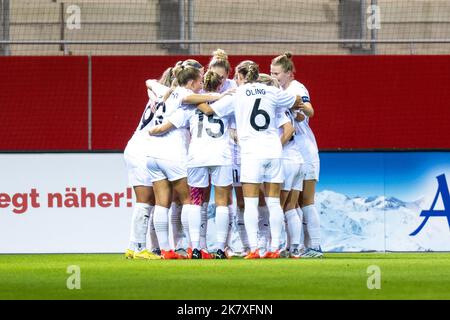 Monaco, Germania. 19th Ott 2022. Calcio, donne: Champions League, Bayern Monaco - FC Rosengard, palcoscenico di gruppo, gruppo D, giorno della partita 1, FC Bayern Campus: FC Rosengard gol Celebration 0:1 Credit: Kolbert-Press/Gamel/dpa/Alamy Live News Foto Stock