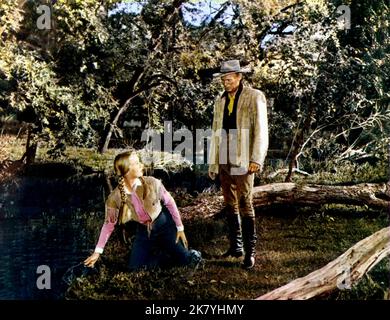 Shirley Jones & Richard Widmark Film: Two Rode Together (1967) personaggi: Marty Purcell & First Lt. Jim Gary regista: John Ford 26 luglio 1961 **AVVERTENZA** questa fotografia è solo per uso editoriale ed è copyright delle IMMAGINI COLUMBIA e/o del fotografo assegnato dalla Film o dalla Production Company e può essere riprodotta solo da pubblicazioni in concomitanza con la promozione del film di cui sopra. È richiesto un credito obbligatorio per LE FOTO DI COLUMBIA. Il fotografo deve essere accreditato anche quando è noto. Nessun uso commerciale può essere concesso senza autorizzazione scritta da parte della Film Company. Foto Stock