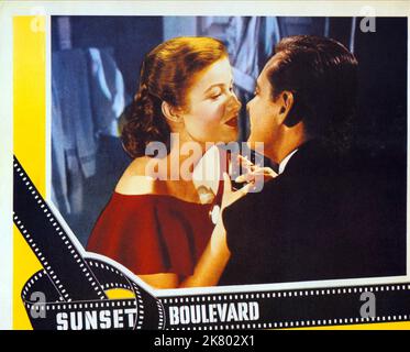 Nancy Olson & William Holden Film: Sunset Boulevard; Sunset Blvd (USA 1950) personaggi: Betty Schaefer, Joe Gillis regista: Billy Wilder 10 agosto 1950 **AVVERTENZA** questa fotografia è solo per uso editoriale ed è copyright delle IMMAGINI DI PRIMARIA IMPORTANZA e/o del fotografo assegnato dalla Film o dalla Production Company e può essere riprodotta solo da pubblicazioni in concomitanza con la promozione del film di cui sopra. È richiesto un credito obbligatorio per LE FOTO DI PARAMOUNT. Il fotografo deve essere accreditato anche quando è noto. Nessun uso commerciale può essere concesso senza autorizzazione scritta da parte della Film Comp Foto Stock