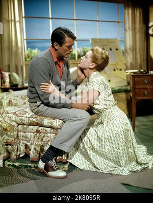 Gregory Peck & Deborah Kerr Film: Amato infidel (USA 1959) personaggi: F. Scott Fitzgerald & Sheilah Graham regista: Henry King 17 novembre 1959 **AVVERTENZA** questa fotografia è solo per uso editoriale ed è copyright di 20th CENTURY FOX e/o del fotografo assegnato dalla Film o dalla Production Company e può essere riprodotta solo da pubblicazioni in concomitanza con la promozione del film di cui sopra. È richiesto un credito obbligatorio a 20th CENTURY FOX. Il fotografo deve essere accreditato anche quando è noto. Nessun uso commerciale può essere concesso senza autorizzazione scritta da parte della Film Company. Foto Stock