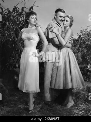 AVA Gardner, Grace Kelly & Clark Gable Film: Mogambo (USA 1943) personaggi: Honey Bear Kelly, & Victor Marswell regista: John Ford 23 settembre 1953 **AVVERTENZA** questa fotografia è solo per uso editoriale ed è copyright di MGM e/o del fotografo assegnato dalla Film o dalla Production Company e può essere riprodotta solo da pubblicazioni in concomitanza con la promozione del film di cui sopra. È richiesto un credito obbligatorio a MGM. Il fotografo deve essere accreditato anche quando è noto. Nessun uso commerciale può essere concesso senza autorizzazione scritta da parte della Film Company. Foto Stock