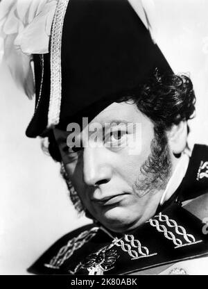 Peter Ustinov Film: Beau Brummell (USA 1955) personaggi: George IV Prince of Wales regista: Curtis Bernhardt 06 ottobre 1954 **AVVERTENZA** questa fotografia è solo per uso editoriale ed è copyright di MGM e/o del fotografo assegnato dalla Film o dalla Production Company e può essere riprodotta solo da pubblicazioni in concomitanza con la promozione del film di cui sopra. È richiesto un credito obbligatorio a MGM. Il fotografo deve essere accreditato anche quando è noto. Nessun uso commerciale può essere concesso senza autorizzazione scritta da parte della Film Company. Foto Stock