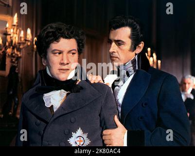 Peter Ustinov & Stewart Granger Film: Beau Brummell (USA 1955) personaggi: George IV Prince of Wales & George Bryan 'Beau' Brummell regista: Curtis Bernhardt 06 ottobre 1954 **AVVERTENZA** questa fotografia è solo per uso editoriale ed è copyright di MGM e/o del fotografo assegnato dalla Film o dalla Production Company e può essere riprodotta solo da pubblicazioni in concomitanza con la promozione del film di cui sopra. È richiesto un credito obbligatorio a MGM. Il fotografo deve essere accreditato anche quando è noto. Nessun uso commerciale può essere concesso senza autorizzazione scritta da parte della Film Company. Foto Stock