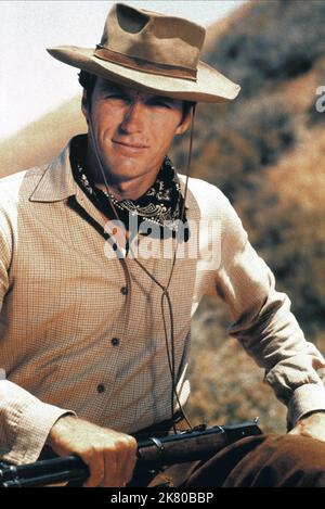 Clint Eastwood Television: Rawhide (TV-serie) USA 1959-1965, / Titel Auch: 'Cowboys' 09 Gennaio 1959 **AVVERTENZA** questa fotografia è solo per uso editoriale ed è copyright di CBS e/o del fotografo assegnato dalla Film o dalla Production Company e può essere riprodotta solo da pubblicazioni in concomitanza con la promozione del film di cui sopra. È richiesto un credito obbligatorio a CBS. Il fotografo deve essere accreditato anche quando è noto. Nessun uso commerciale può essere concesso senza autorizzazione scritta da parte della Film Company. Foto Stock