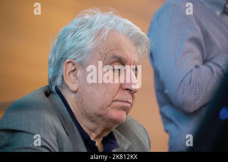 Roma, Italia. 19th Ott 2022. Luigi Manconi durante l'incontro per presentare il Corridoio umanitario Kabul - Roma - Riace a Roma (Foto di Matteo Nardone/Pacific Press) Credit: Pacific Press Media Production Corp./Alamy Live News Foto Stock