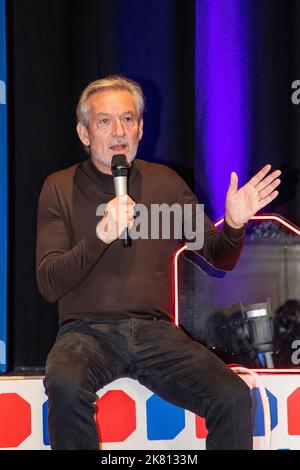 Milano, Italia. 18th Ott 2022. Sir Richard Branson & Tom Mockridge - CEO Virgin Fiber nella foto: Tom Mockridge Credit: Independent Photo Agency/Alamy Live News Foto Stock