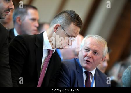Budapest, Ungheria. 20th ottobre, 2022.Péter Szijjártó (Ministro degli affari esteri e del commercio dell'Ungheria) partecipa al II. Ungherese Battery Day, Budapest, Ungheria, 20th Ott 2022, Balint Szentgallay/Alamy Live News Foto Stock