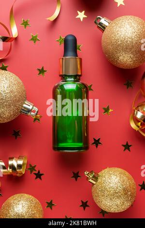 prodotto cosmetico di lusso, anti-age, moisturize e collagene viso olio come un regalo - bellezza, cosmetici e skincare nuovo anno concetto stile Foto Stock