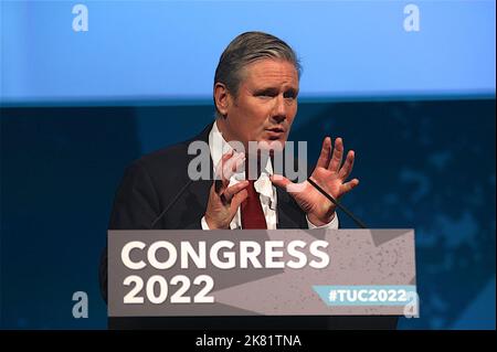 Keir Starmer consegna il suo discorso al Congresso TUC il 20th ottobre 2022 Foto Stock