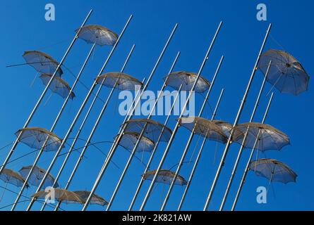 Statua d'arte ombrello a Salonicco Grecia Foto Stock