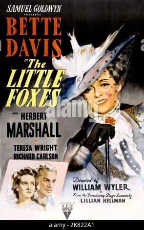 Bette Davis Poster Film: The Little Foxes (1941) personaggi: Regina Giddens regista: William Wyler 21 agosto 1941 **AVVERTENZA** questa fotografia è solo per uso editoriale ed è copyright di RKO e/o del fotografo assegnato dalla Film o dalla Production Company e può essere riprodotta solo da pubblicazioni in concomitanza con la promozione del film di cui sopra. È richiesto un credito obbligatorio a RKO. Il fotografo deve essere accreditato anche quando è noto. Nessun uso commerciale può essere concesso senza autorizzazione scritta da parte della Film Company. Foto Stock