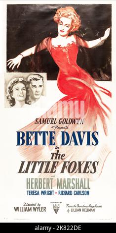 Bette Davis Poster Film: The Little Foxes (1941) personaggi: Regina Giddens regista: William Wyler 21 agosto 1941 **AVVERTENZA** questa fotografia è solo per uso editoriale ed è copyright di RKO e/o del fotografo assegnato dalla Film o dalla Production Company e può essere riprodotta solo da pubblicazioni in concomitanza con la promozione del film di cui sopra. È richiesto un credito obbligatorio a RKO. Il fotografo deve essere accreditato anche quando è noto. Nessun uso commerciale può essere concesso senza autorizzazione scritta da parte della Film Company. Foto Stock