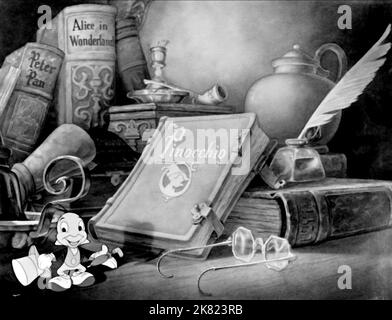 Jiminy Cricket Film Pinocchio (USA 1940) regista: Hamilton Luske, Ben Shapsteen 07 febbraio 1940 **ATTENZIONE** questa fotografia è ad uso esclusivamente editoriale ed è copyright della DISNEY e/o del fotografo assegnato dalla Film o Production Company e può essere riprodotta solo da pubblicazioni in concomitanza con la promozione del suddetto Film. È richiesto un credito obbligatorio a DISNEY. Il fotografo deve essere accreditato anche se conosciuto. Nessun uso commerciale può essere concesso senza l'autorizzazione scritta di The Film Company. Foto Stock