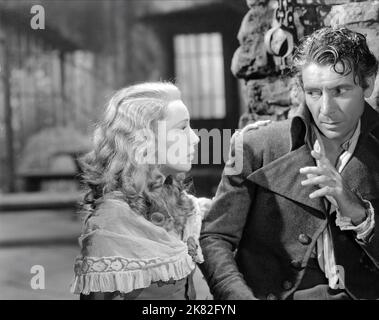 Elizabeth Allan & Ronald Colman Film: A tale of Two Cities (USA 1935) personaggi: Lucie Manette, Sydney Carton / sulla base del libro di Charles Dickens regista: Jack Conway 15 dicembre 1935 **AVVERTENZA** questa fotografia è solo per uso editoriale ed è copyright di MGM e/o del fotografo assegnato dalla Film o dalla Production Company e può essere riprodotta solo da pubblicazioni in concomitanza con la promozione del film di cui sopra. È richiesto un credito obbligatorio a MGM. Il fotografo deve essere accreditato anche quando è noto. Nessun uso commerciale può essere concesso senza l'autorizzazione scritta della Fil Foto Stock