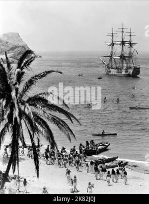 Film Scene Film: Mutiny on the Bounty (USA 1935) regista: Frank Lloyd 08 novembre 1935 **AVVERTENZA** questa fotografia è solo per uso editoriale ed è copyright di MGM e/o del fotografo assegnato dalla Film o dalla Production Company e può essere riprodotta solo da pubblicazioni in concomitanza con la promozione del film di cui sopra. È richiesto un credito obbligatorio a MGM. Il fotografo deve essere accreditato anche quando è noto. Nessun uso commerciale può essere concesso senza autorizzazione scritta da parte della Film Company. Foto Stock