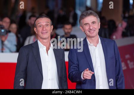 Roma, Italia. 20th Ott 2022. Salvo Ficarra e Valentino Picone assistono al tappeto rosso del film 'la Stranezza' durante l'ottava giornata della diciassettesima edizione di Rome Film Fest, il 20 ottobre 2022 (Foto di Matteo Nardone / Pacific Press) Credit: Pacific Press Media Production Corp./Alamy Live News Foto Stock