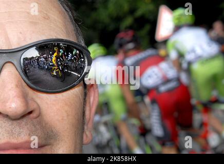 Visione generale di Thomas Voeckler del Team Europcar in azione durante la fase 12 Foto Stock