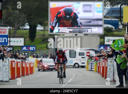 Teejay Van Garderen team BMC Racing supera il traguardo al secondo posto nella prova cronometro della giornata. Foto Stock