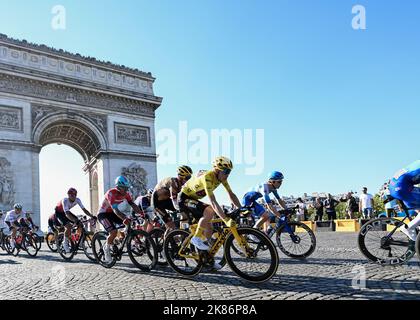 Yellow Jersey, Jonas VINGEGAARD, Jumbo-Visma in azione durante la fase 21 del Tour De France, Lacapelle-Marival a Rocamadour, Sabato 24th Luglio 2022 Credit: Pete Goding/Godingimages/PA Images Foto Stock