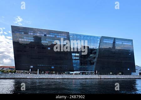 Copenhagen, Danimarca - Settembre 2022: Black Diamond, Biblioteca reale Danese moderna a Copenhagen. Progettato dagli architetti danesi S Foto Stock