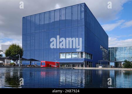 Copenaghen, Danimarca - Settembre 2022: Edificio a forma di scatola blu Danish radio Concert House (Dr Koncerthuset) progettato da Jean Nouvel Foto Stock