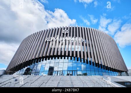 Copenaghen, Danimarca - Settembre 2022: Royal Arena, hockey su ghiaccio, stadio sportivo e sala conecert a Orestad progettato da 3XN e HKS Foto Stock