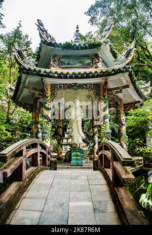 Dettaglio architettonico delle Montagne di marmo, Città di da Nang, Vietnam, Sud-est asiatico Foto Stock