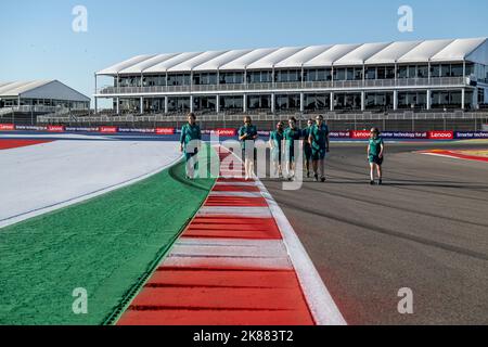 Austin, Texas, Stati Uniti, 21st Ott 2022, Sebastian Vettel, Dalla Germania compete per Aston Martin F1 . Il build up, round 19 del campionato di Formula 1 2022. Credit: Michael Potts/Alamy Live News Foto Stock