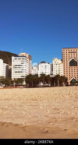 Rio de Janeiro, Brasile - 10.31.2014 - Vista di una famosa spiaggia di Copa Cabana Foto Stock