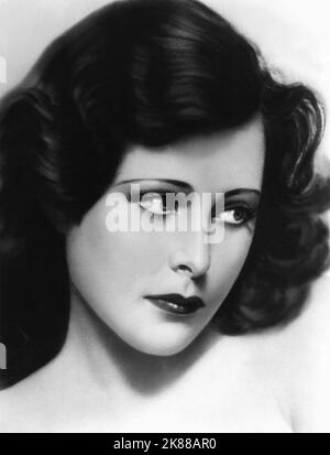 Hedy Lamarr attrice 01 aprile 1941 **ATTENZIONE** questa fotografia è ad uso esclusivamente editoriale ed è copyright della Film Company e/o del fotografo assegnato dalla Film Company o Production Company e può essere riprodotta solo da pubblicazioni in concomitanza con la promozione del suddetto Film. È richiesto un credito obbligatorio alla Film Company. Il fotografo deve essere accreditato anche se conosciuto. Nessun uso commerciale può essere concesso senza l'autorizzazione scritta di The Film Company. Foto Stock