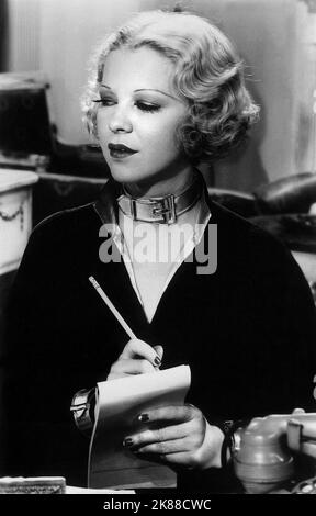 Glenda Farrell attrice 01 maggio 1935 **AVVERTENZA** questa fotografia è solo per uso editoriale ed è copyright della Film Company e/o del fotografo assegnato dalla Film o dalla Production Company e può essere riprodotta solo da pubblicazioni in concomitanza con la promozione del film di cui sopra. È richiesto un credito obbligatorio alla società cinematografica. Il fotografo deve essere accreditato anche quando è noto. Nessun uso commerciale può essere concesso senza autorizzazione scritta da parte della Film Company. Foto Stock